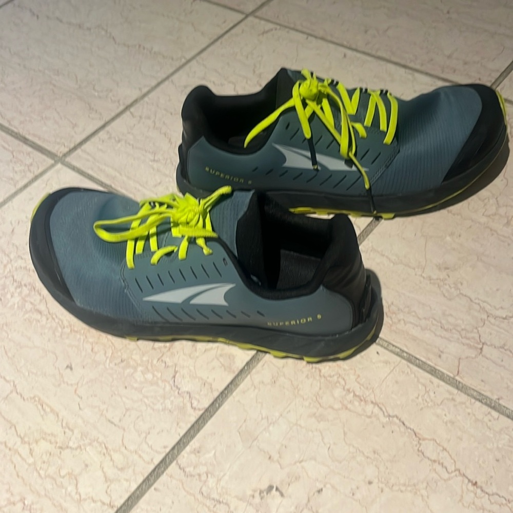 🏃MENS sz11 ALTRA SUPERIOR 5 Running shoes